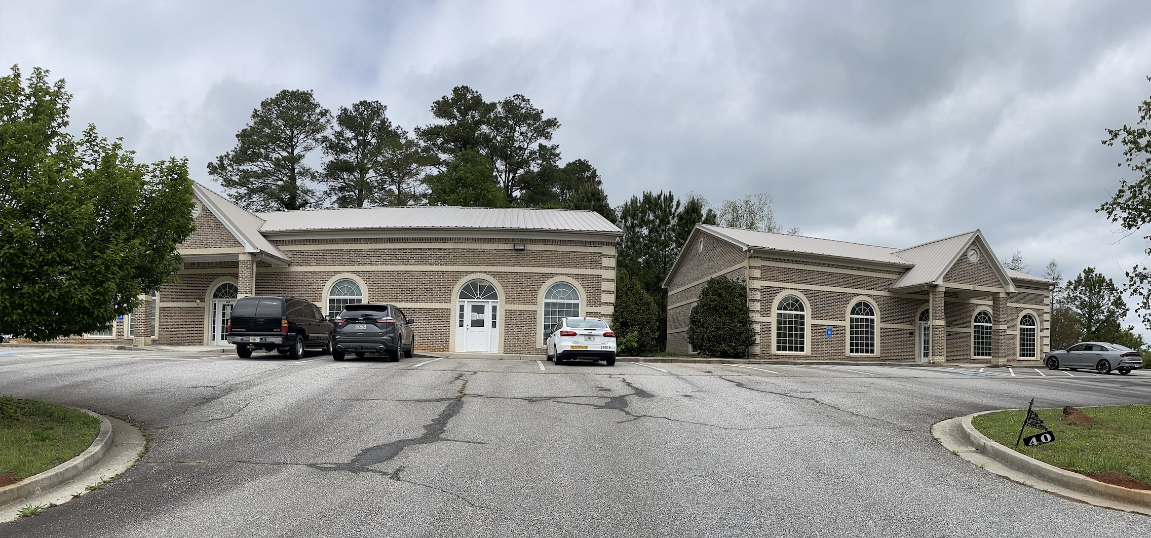 Lakeview Business Center: 40 Spring Lake Drive, Danielsville, GA 30633 (CLOSED, Stratus Property Group)